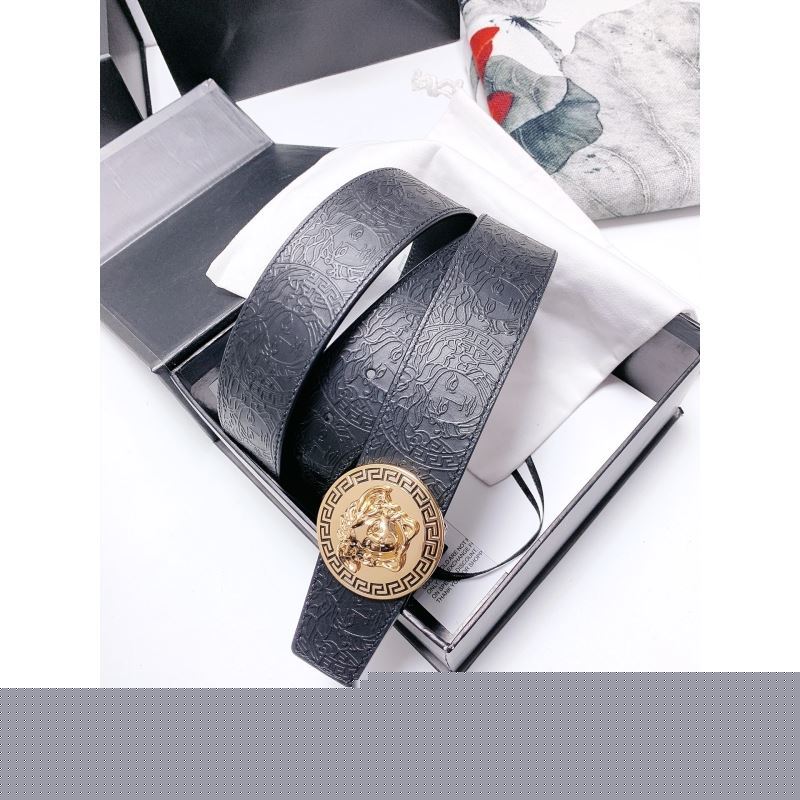 VERSACE